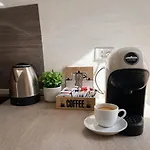 L&r - Affittasi Licia Home, Con Aria Condizionata E Wi-fi Centralissimo A Pochissima Distanza Da Ariston, Casino E Dal Mare
