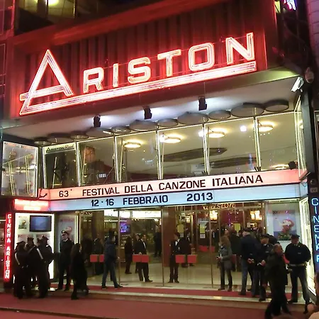 Sanremo- Affittasi Licia Home, Con Aria Condizionata Centralissimo A Pochissima Distanza Da Ariston, Casino E Dal Mare Санремо