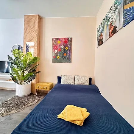 Sanremo- Affittasi Licia Home, Con Aria Condizionata Centralissimo A Pochissima Distanza Da Ariston, Casino E Dal Mare *