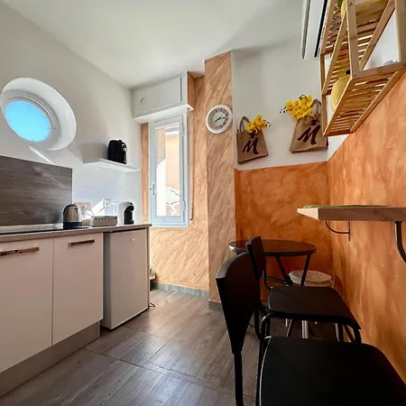 Sanremo- Affittasi Licia Home, Con Aria Condizionata Centralissimo A Pochissima Distanza Da Ariston, Casino E Dal Mare Apartment *