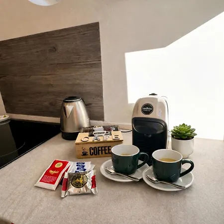 L&r - Affittasi Licia Home, Con Aria Condizionata E Wi-fi Centralissimo A Pochissima Distanza Da Ariston, Casinò E Dal Mare * Sanremo